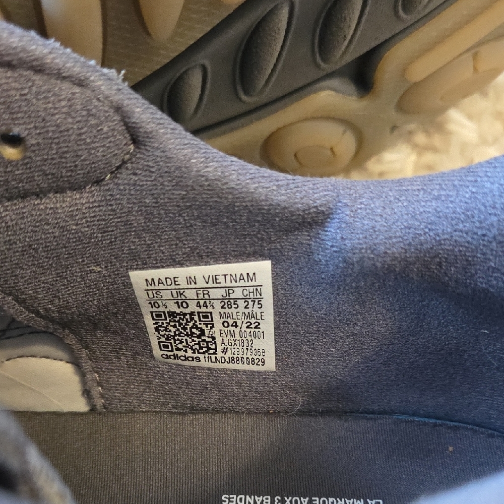Adidas Ozweego 10.5 Mens - Picture 2 of 5